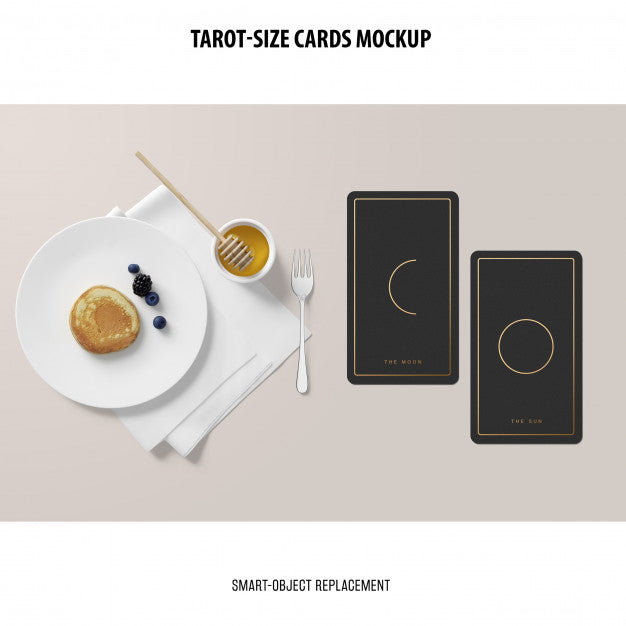 Tarot Card With Foil Stamping Mockup Psd