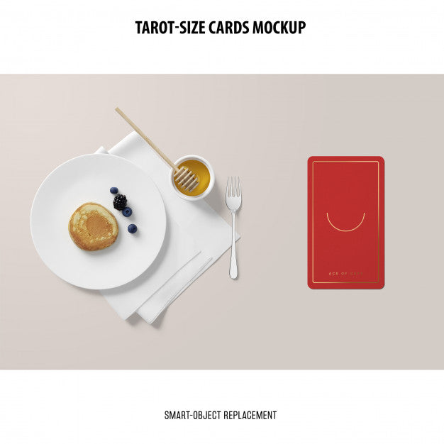 Tarot Card With Foil Stamping Mockup Psd