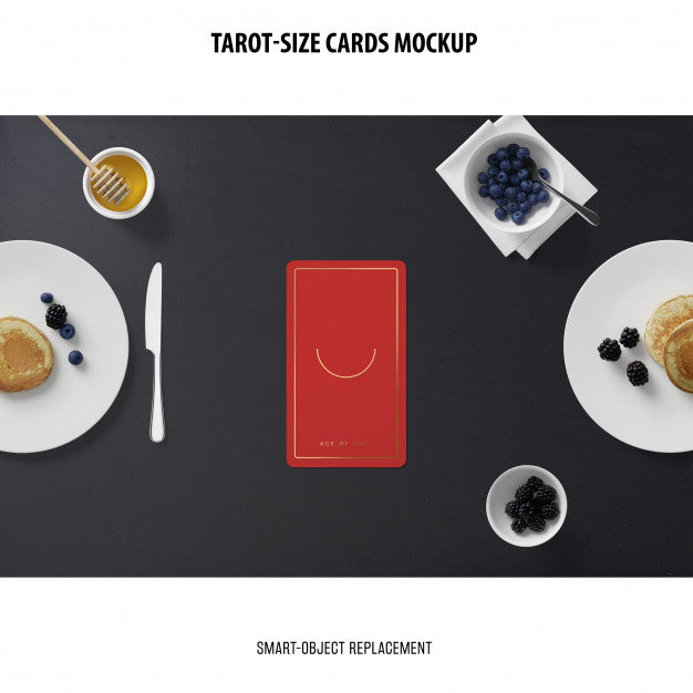Tarot Card With Foil Stamping Mockup Psd