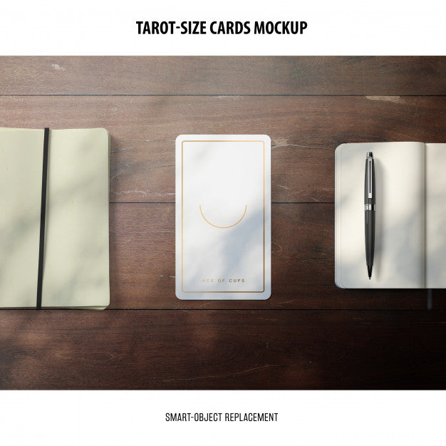 Tarot Card With Foil Stamping Mockup Psd