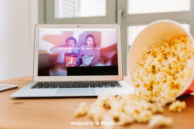 Technology Mockup With Popcorn Psd