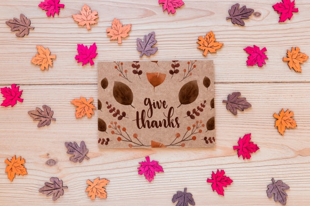 Thanksgiving Mockup With Greeting Card Psd