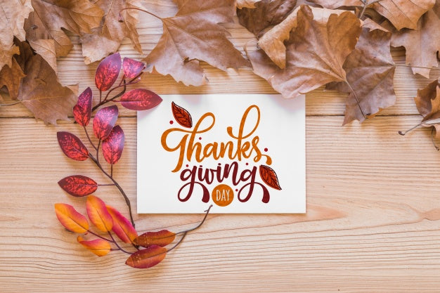 Thanksgiving Mockup With Greeting Card Psd