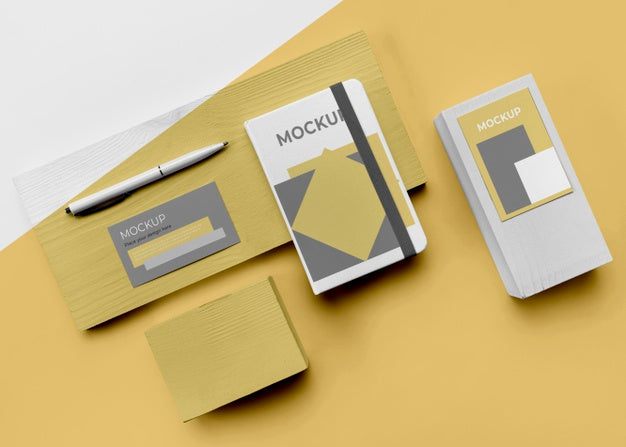 Top View Agenda Mockup And Pen Psd