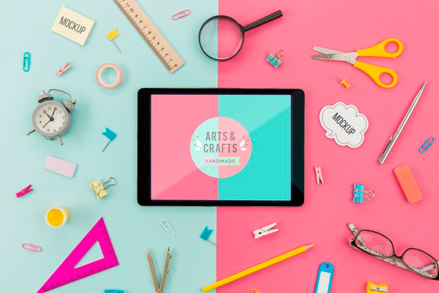 Top View Assortment Of School Supplies Psd