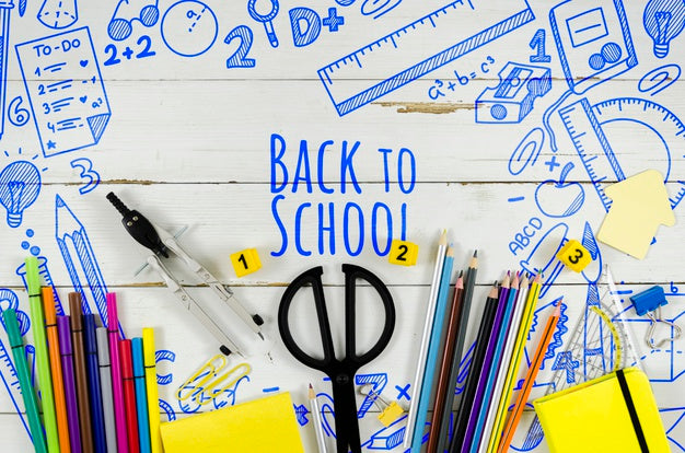 Top View Back To School With Wooden Background Psd