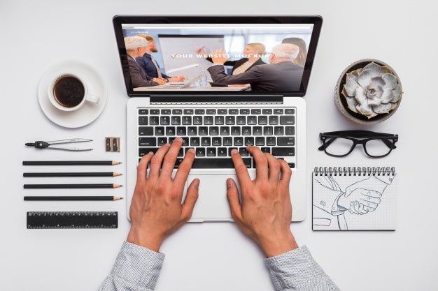 Top View Composition With Laptop And Office Supplies Psd