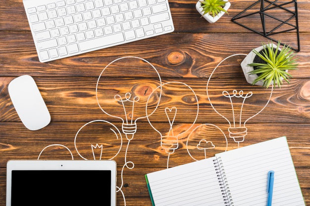 Top View Desk Concept With Wooden Background Psd