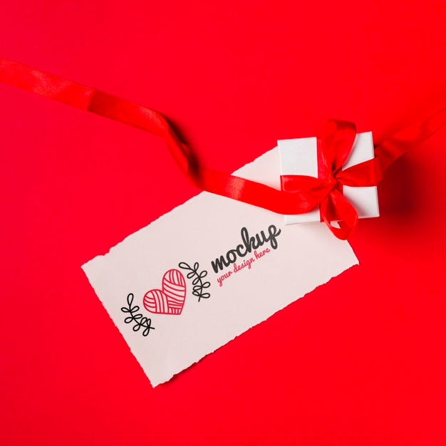 Top View Gift And Tag Concept With Mock-Up Psd