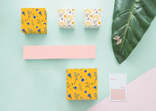 Top View Jewelry And Packaging Mockup Psd