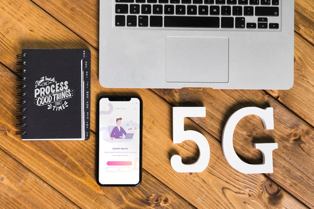 Top View Mock-Up Smartphone Psd