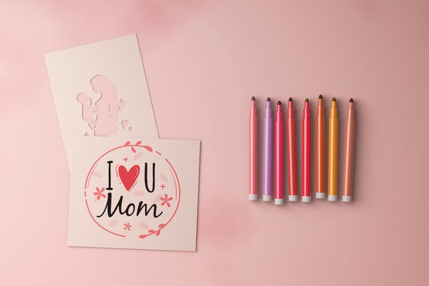 Top View Mother'S Day Card And Markers With Mock-Up Psd