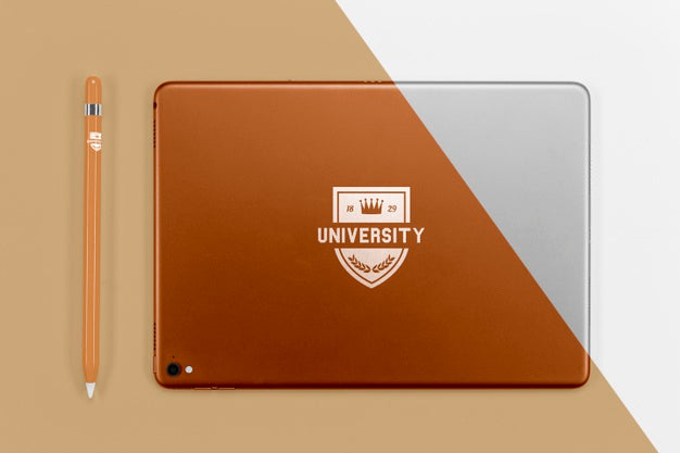 Top View Of Back To School Pen With Tablet Psd