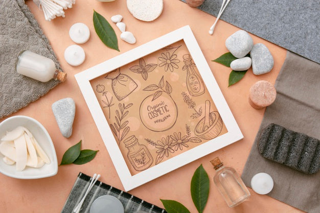 Top View Of Beauty Spa Essentials With Frame And Candles Psd
