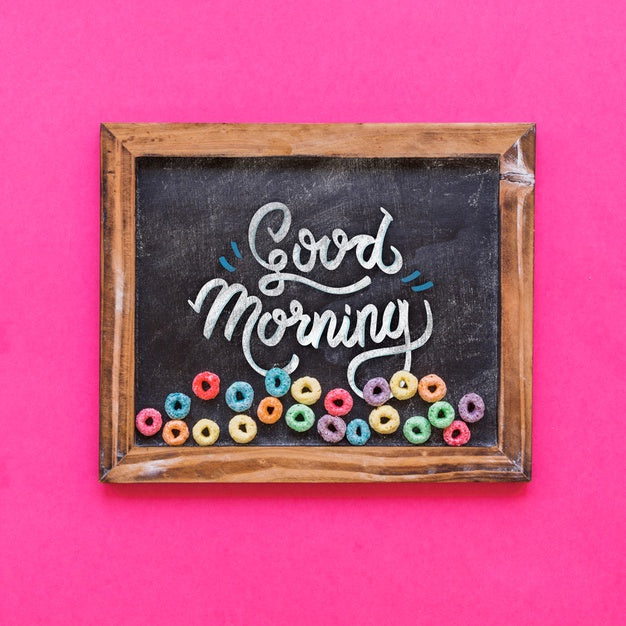 Top View Of Chalkboard Mockup With Pink Background Psd