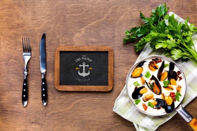 Top View Of Delicious Mussels Concept Psd
