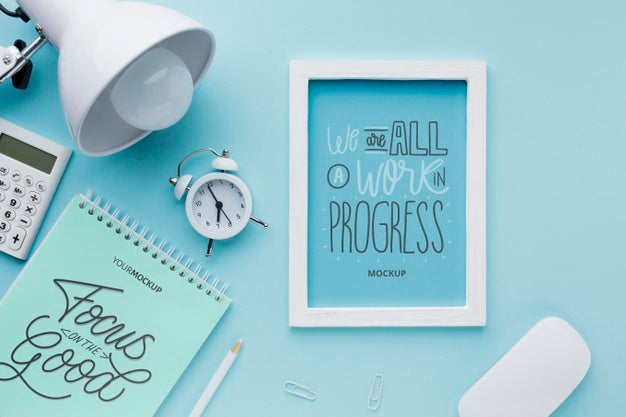 Top View Of Desk With Frame And Lamp Psd