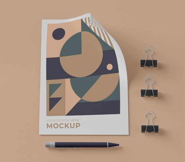 Top View Of Mock-Up Paper With Pen And Clips Psd