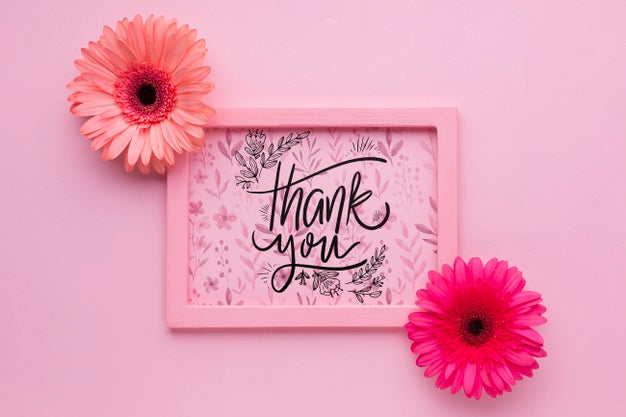 Top View Of Pink Frame On Pink Background Psd