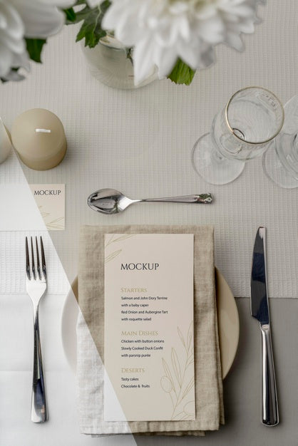 Top View Of Spring Menu Mock-Up On Plate With Cutlery And Glasses Psd