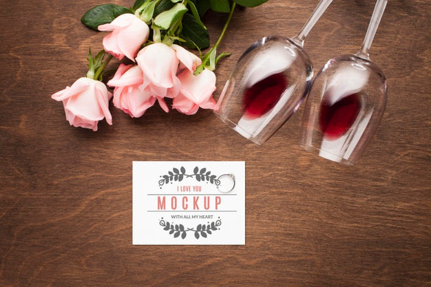 Top View Roses And Glasses Arrangement Psd