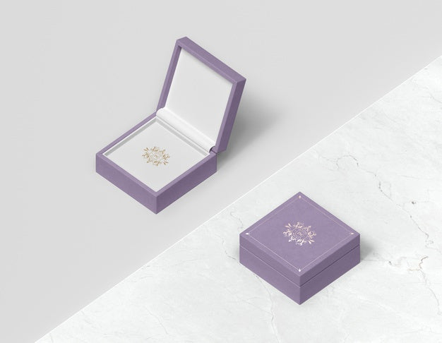 Top View Violet Gift Box With Cover Psd