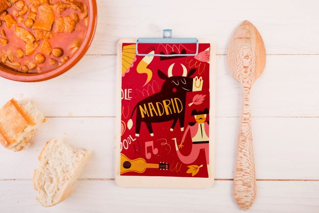 Traditional Spanish Food Mockup With Clipboard Psd