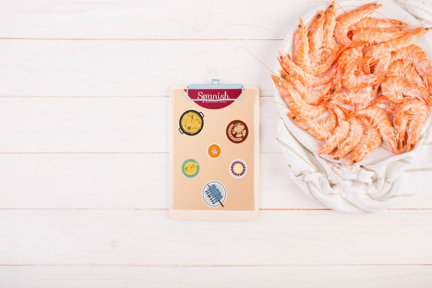 Traditional Spanish Food Mockup With Clipboard Psd