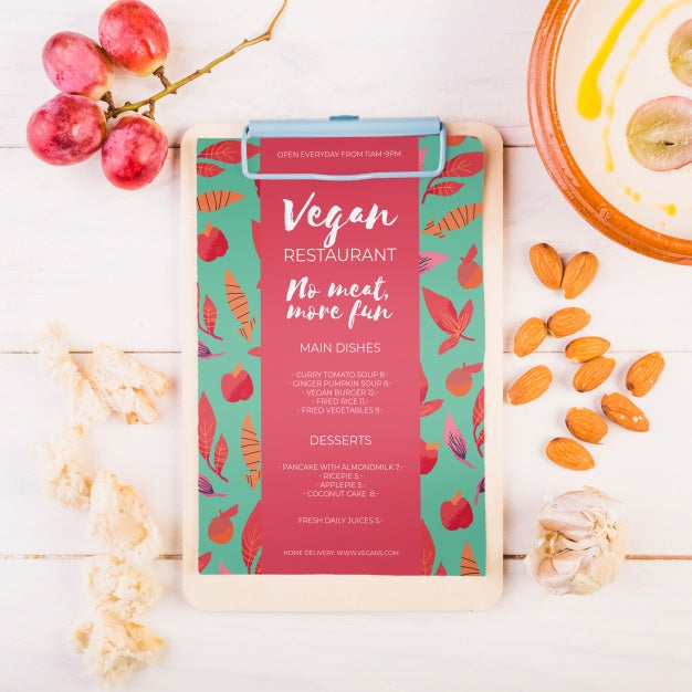 Traditional Spanish Food Mockup With Clipboard Psd