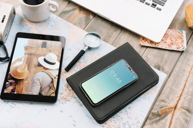 Travel Concept With Smartphone And Tablet Psd