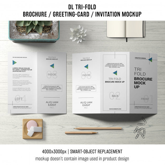 Trifold Brochure Or Invitation Mockup Still Life Concept Psd