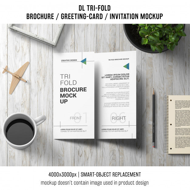 Trifold Brochure Or Invitation Mockup Still Life Concept Psd