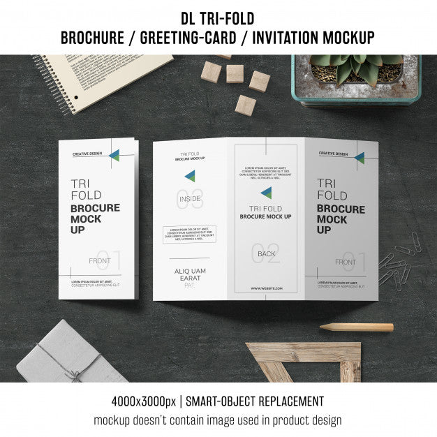 Trifold Brochure Or Invitation Mockup Still Life Concept Psd