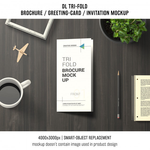 Trifold Brochure Or Invitation Mockup Still Life Concept Psd
