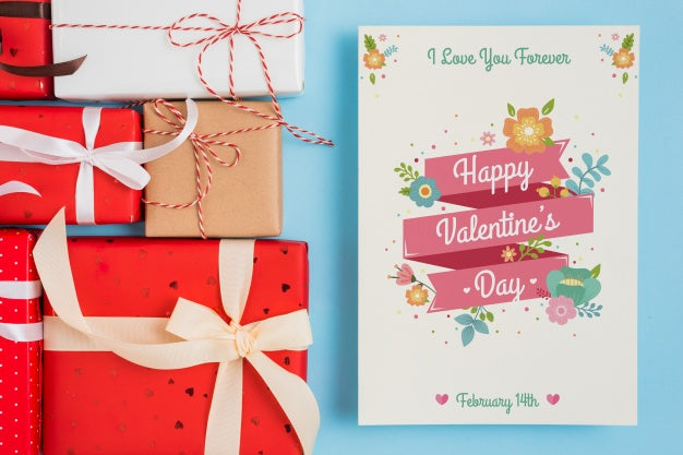 Valentines Card Mockup With Presents Psd