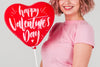 Valentine'S Day Concept Mock-Up With Smiling Woman Psd