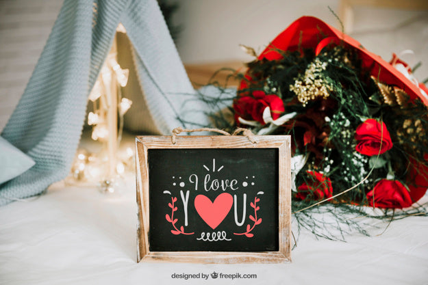 Valentines Frame And Elements Mockup Psd