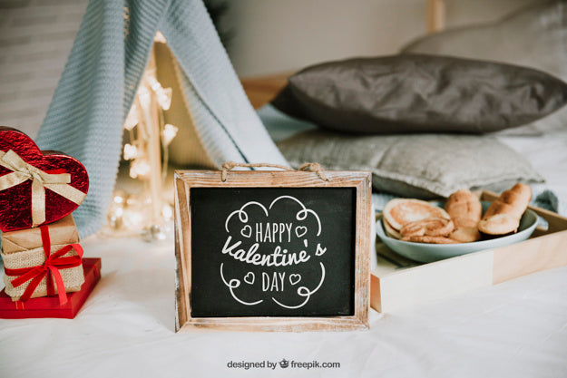 Valentines Frame And Elements Mockup Psd