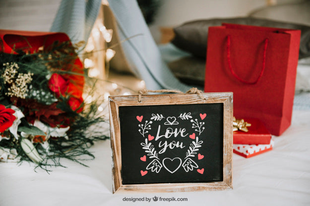 Valentines Frame And Elements Mockup Psd
