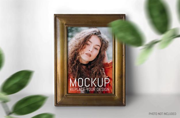 Vintage Frame Mockup Psd