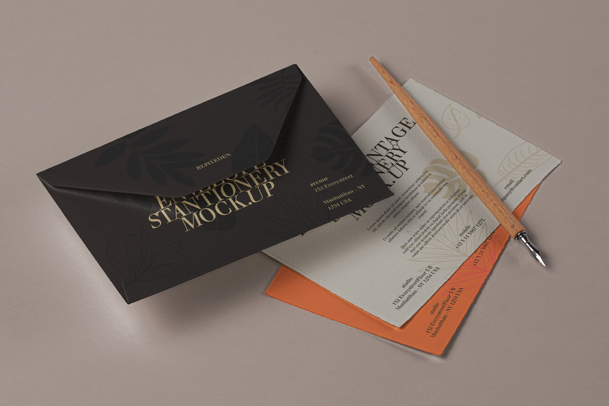 Vintage Psd Invitation Mockup Set