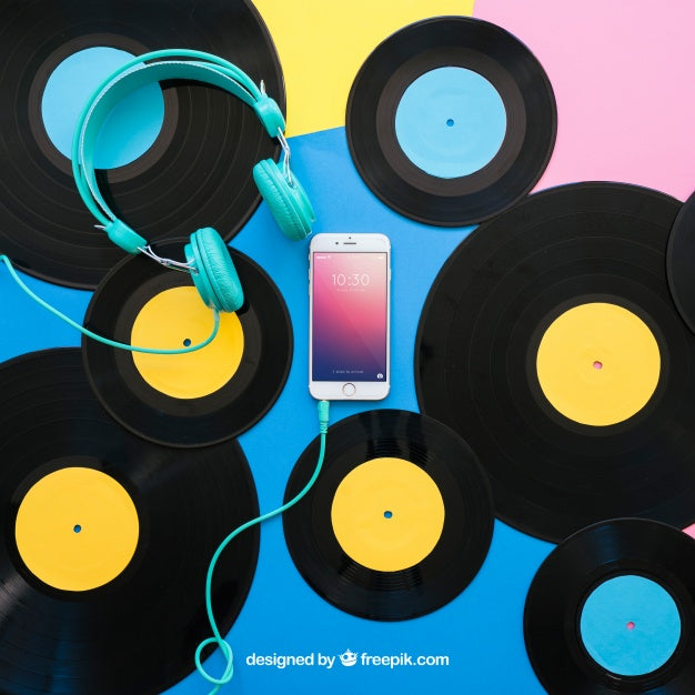 Vinyl Mockup With Headphones And Smartphone Psd