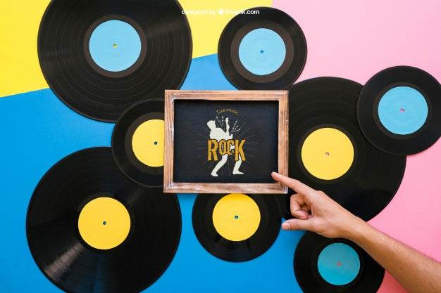 Vinyl Mockup With Slate Psd