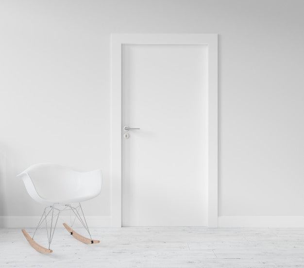 Wall With Blank Door Mockup Psd