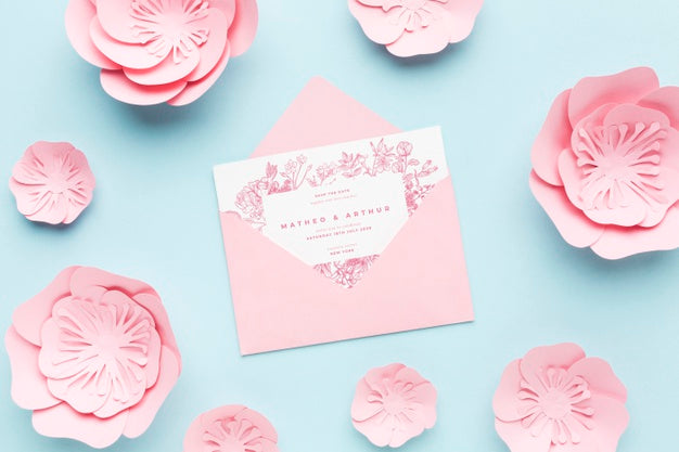 Wedding Invitation Mock-Up With Paper Flowers On Blue Background Psd