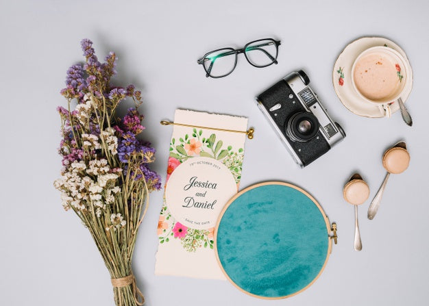 Wedding Invitation Mockup With Floral Concept Psd