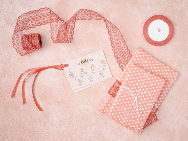 Wedding Invitation With Present Psd