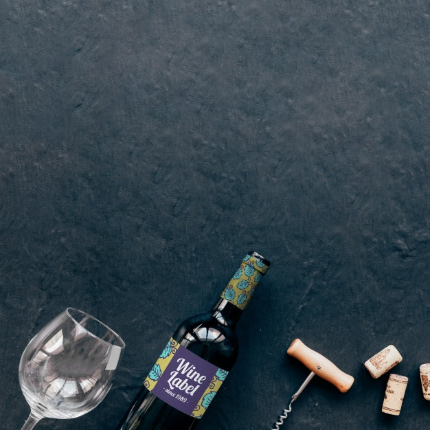 Wine Mockup With Copyspace On Top Psd