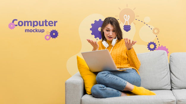 Woman On Couch Working On Laptop Psd