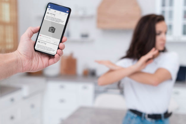 Woman Refusing To Be Addicted To A Phone Psd